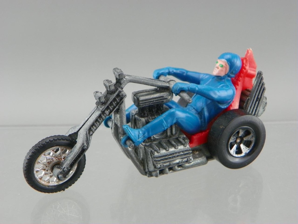 Hot Wheels Hot Wheels RRRumblers MOTOR④ Vintage 1972 Hot Wheels RRRumblers Diecast Red Torque Chop