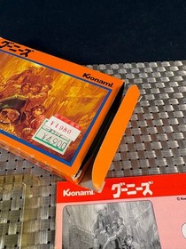 D074 Famicom software Goonies & Goonies 2 2-piece set
