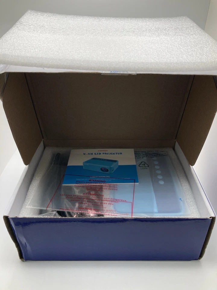 LED Projector Kids Cartoons Toys Games W/Projector Screen NIB - Image 4 of 4