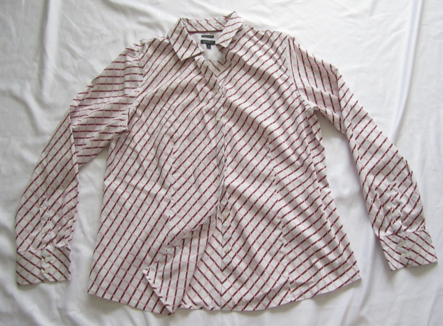 Women's Talbots Wrinkle Resistant Button Long Sle… - image 1