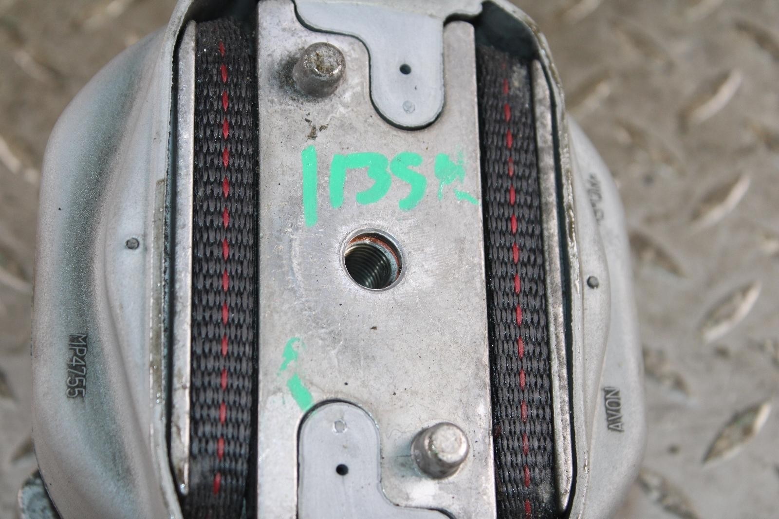 13-18 Flying Spur 6.0L Motor Engine Right Side Mount Support Unit OEM Factory OE