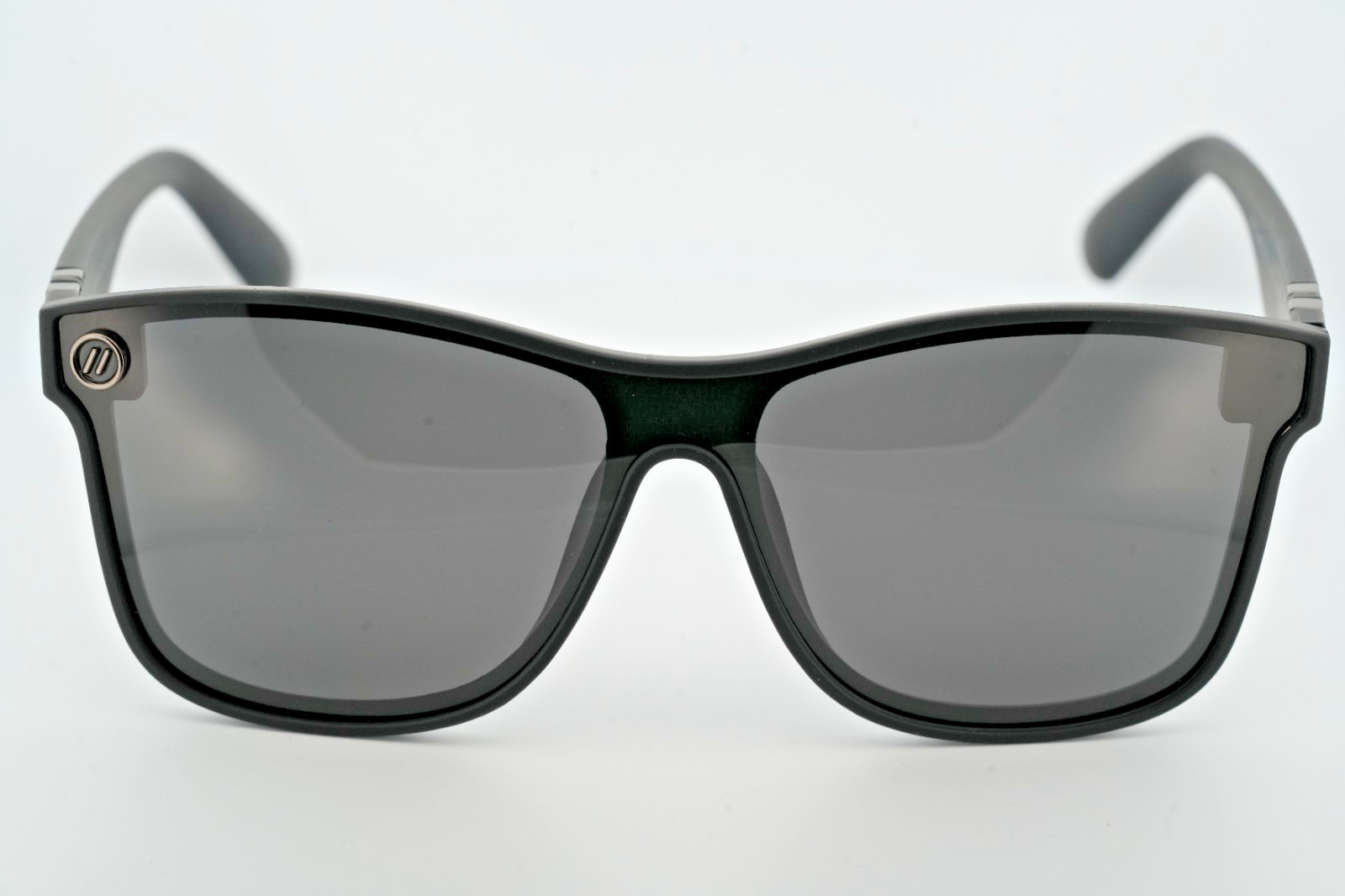 Nocturnal Qx2 Sunglasses Full Rim Square Polarized 100% Uv P