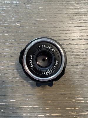 Voigtlander Color Skopar 35mm F2.5 MC Leica Lens
