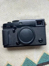 Fujifilm Fuji X-Pro2 24.3MP Mirrorless Digital Camera Body with Battery &Charger