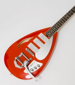 12 String 22 Frets Teardrop Red Electric Guitar SSS Single Coil Pickup