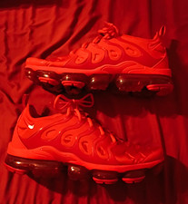 Nike Air VaporMax Plus Triple Red Low Top CW6973-600 Men's size 12