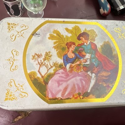 Victorian Tin Box Romantic Couple Scroll Pattern Gold Ornate Rectangle