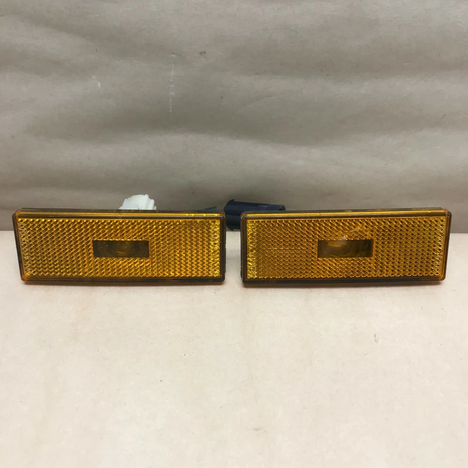 Par de luces marcadoras de parachoques Ferrari 550 575 Maranello 1998 1999 2000 2001 2002 2003 Foto 2 de 4