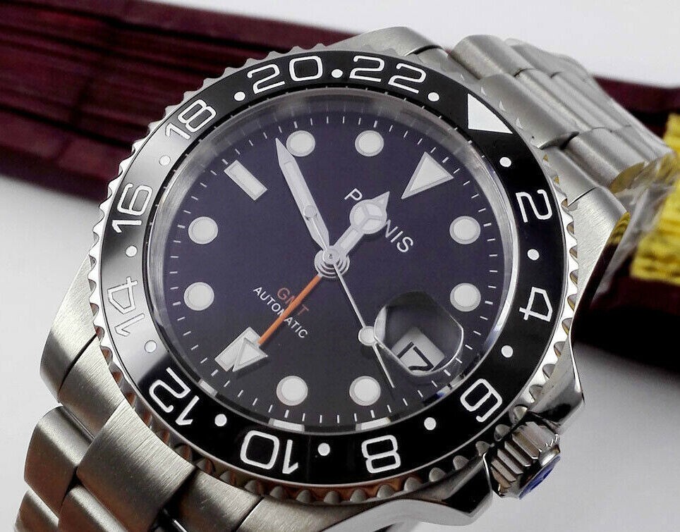 Montre GMT automatique 40mm anti-rayures pour éviter l'usure de votre montre de tous les jours