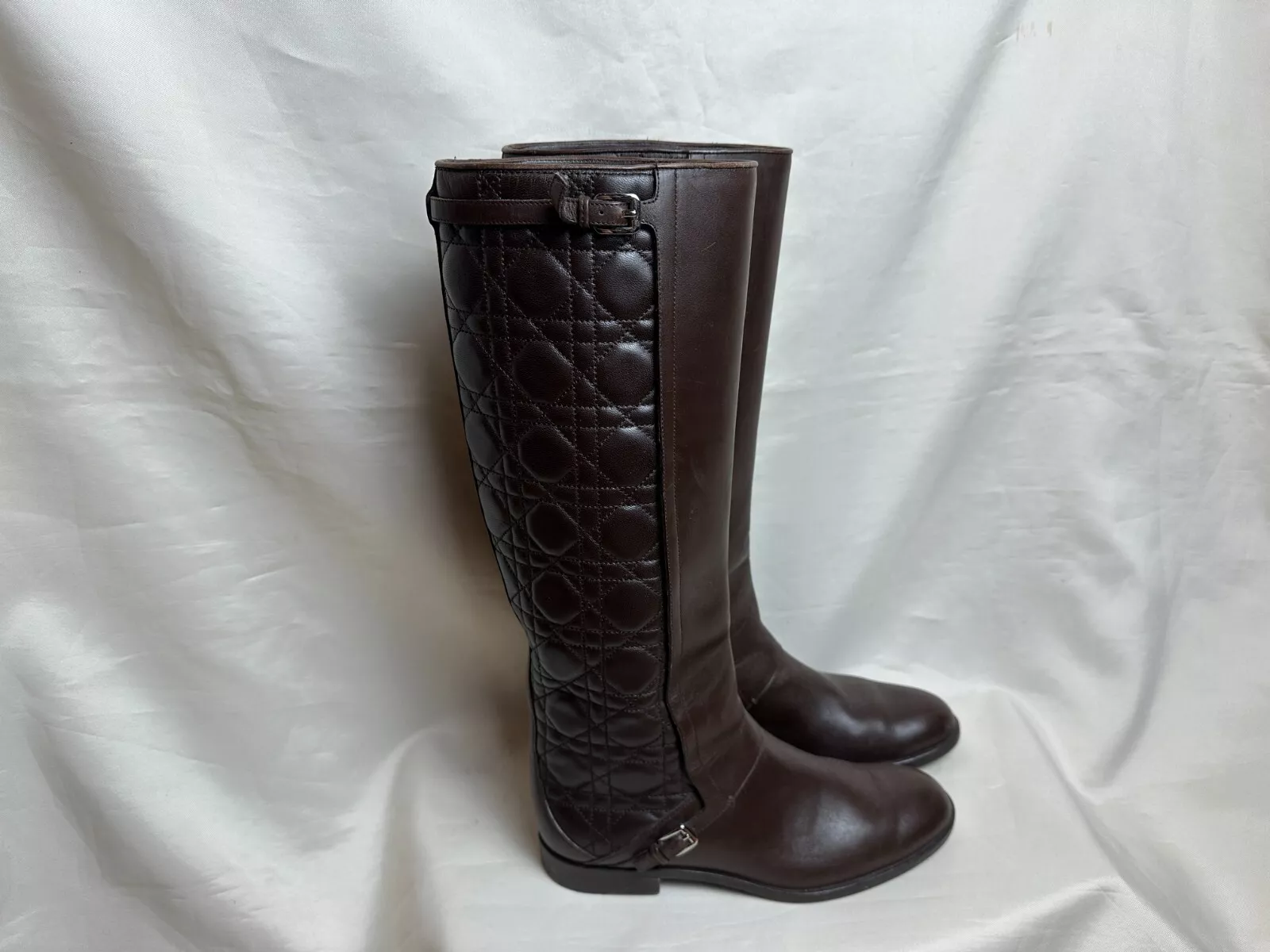 Bottes d'équitation Christian Dior en cuir marron longueur genou pointure 37