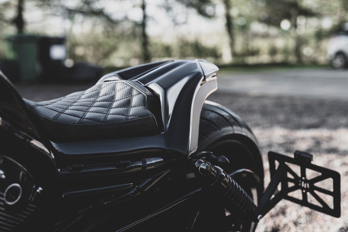 vrod フェンダー HARLEY-DAVIDSON V-ROD CUSTOM REAR FENDER 07-17 VRSCDX VRSCF
