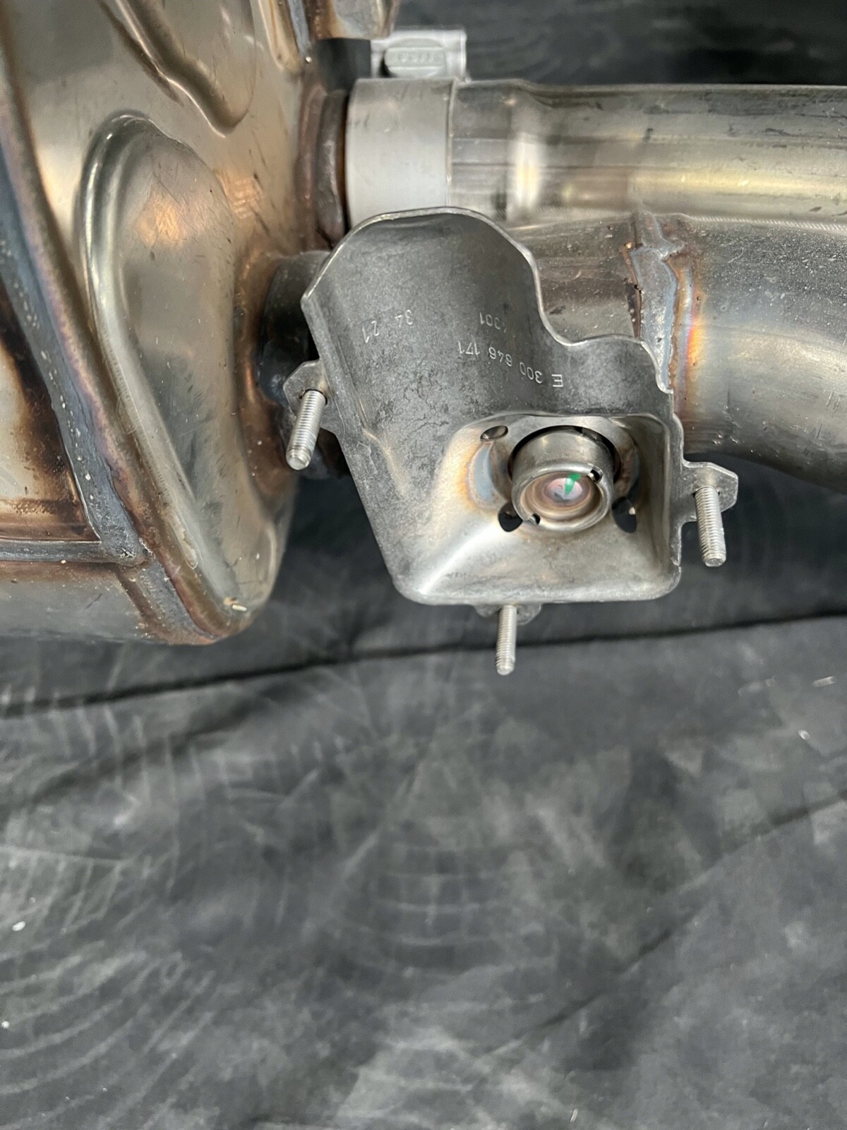Lamborghini Urus Exhaust 2022 OEM catback only 