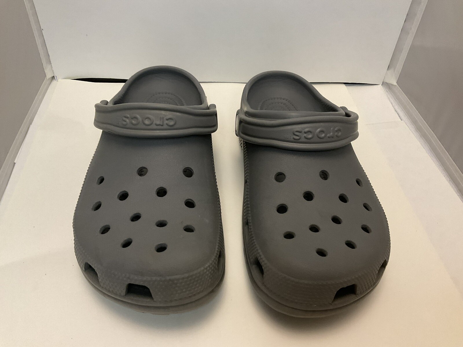 black crocs size 11