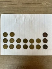 SHOWBIZ PIZZA PLACE TOKEN Lot 17