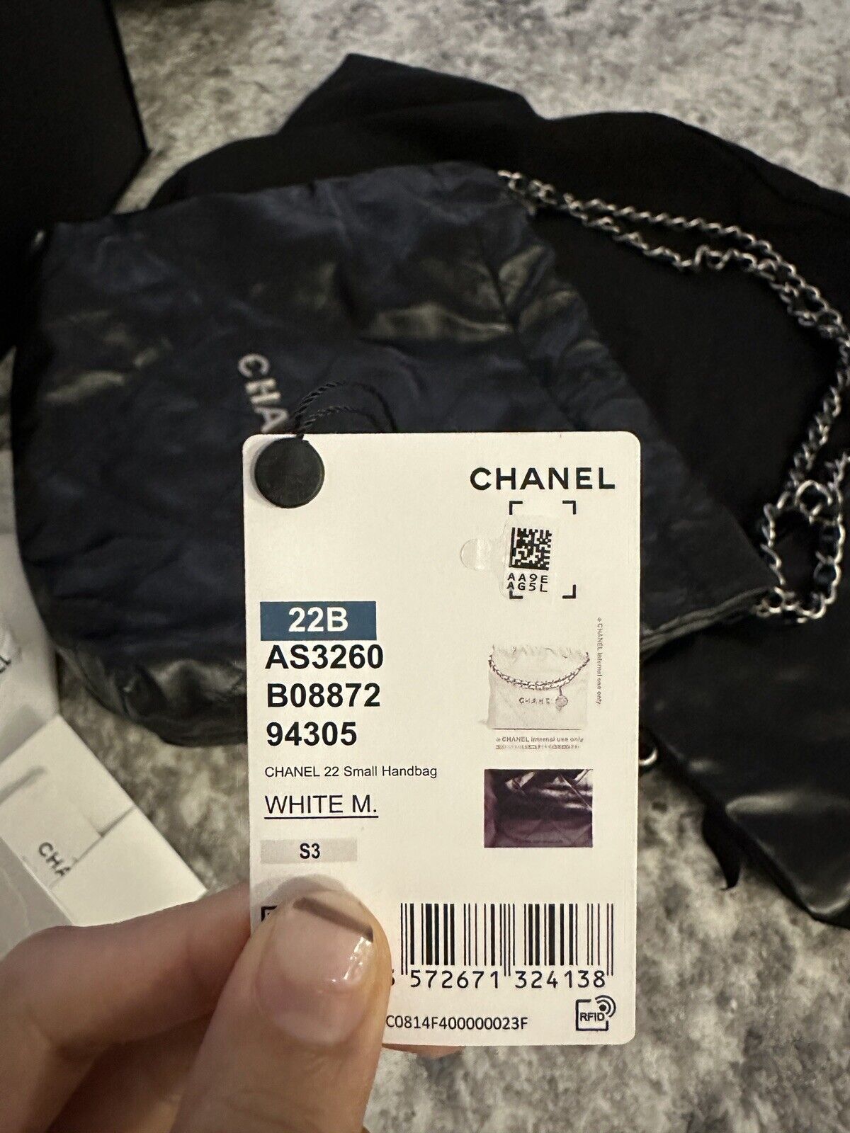 ORDER] Chanel Hobo Bag 22, màu xám