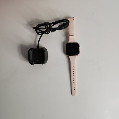 Fitbit Versa Smart Watch Bluetooth Fitness Tracker FB504 Pink Band With Charger