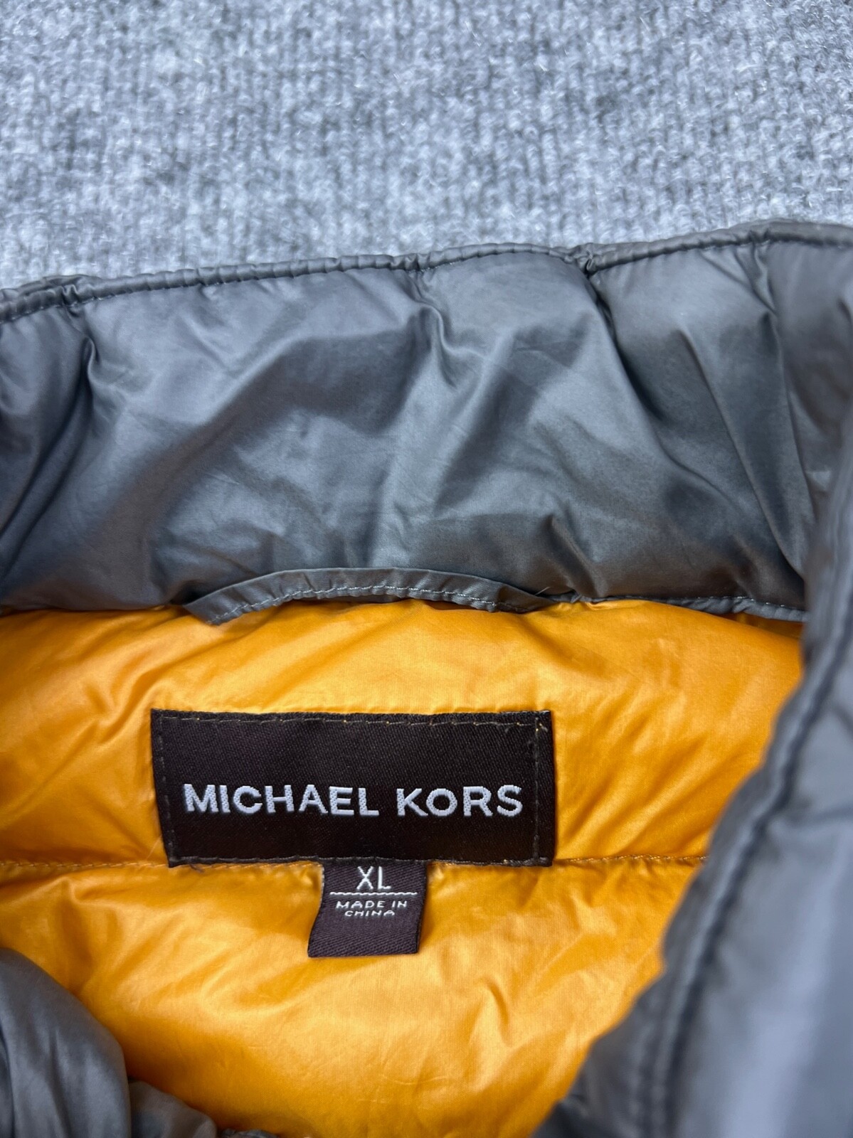 Michael Kors Down Coat Women's XL Gray Puffer Packable Full Zip Zipped