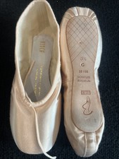 Bloch Signature Rehearsal 3.5C Pointe Shoes