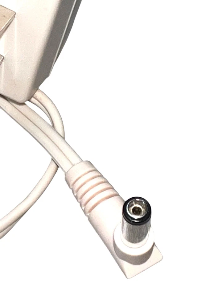 Adaptador CA Fisher Price modelo DV-6100 120v 60hz 6vdc - Imagem 3 de 4