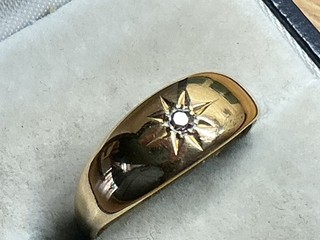 Excellent Antique 18ct Gold & Diamond Gypsy Style Ring Made C.1920 Size O.1/2