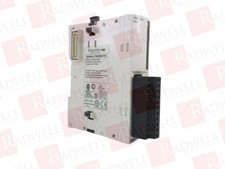 SCHNEIDER ELECTRIC TM2AMO1HT / TM2AMO1HT (NEW IN BOX)