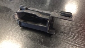 BMW F01 F02 740i 750i Servolenkung Ölkühler Halterung Einheit 7576828