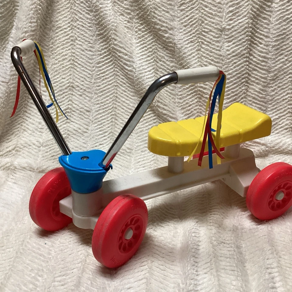 Vagón de colección Playskool Wiggle para niños blanco rojo azul amarillo 4 ruedas Foto 2 de 4