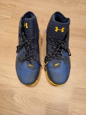 Size 14 - Under Armour Curry 2.5 Dub Nation