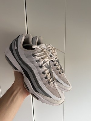 Nike Air Max 95   Grey/White/Black   Size EU 43 (US 9.5 / UK 8.5)