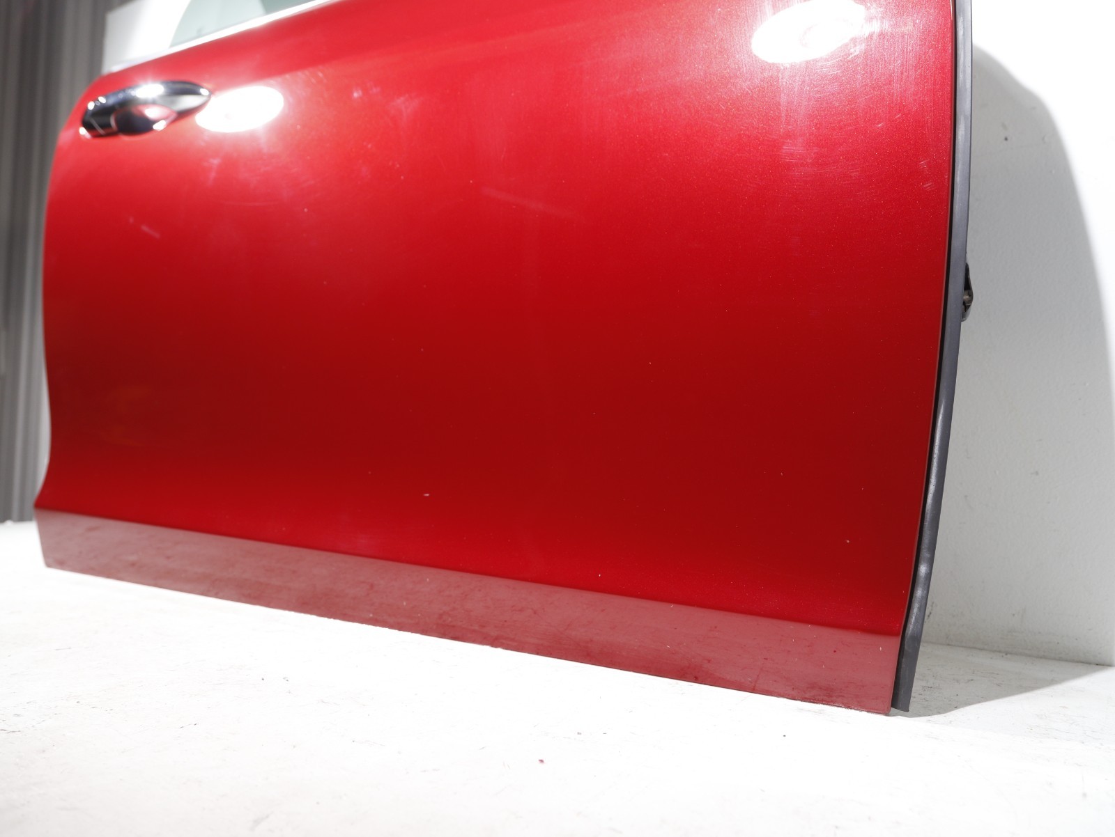 14-20 Maserati Ghibli Front Right Passenger Side COMPLETE Door Shell Rosso OEM