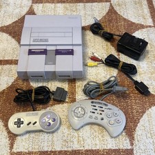 Super Nintendo SNES * Console US model NTSC * Controllers and Leads * Tested