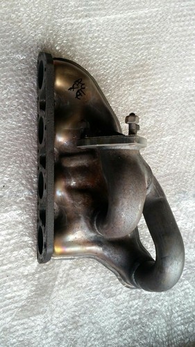 Abgaskrümmer Auspuffkrümmer Krümmer / Audi A4 B6 2.0 96 kW MKB: ALT