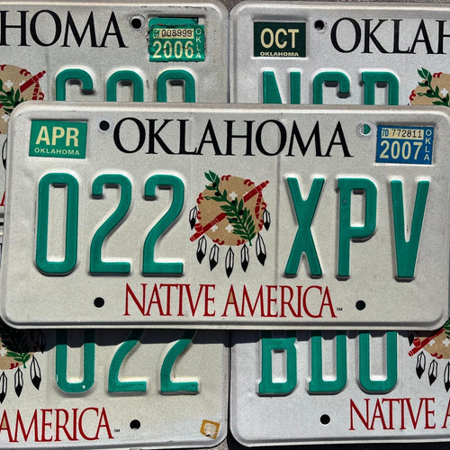 OKLAHOMA LICENSE PLATES - DREAM CATCHER Graphic License Plate - Native America
