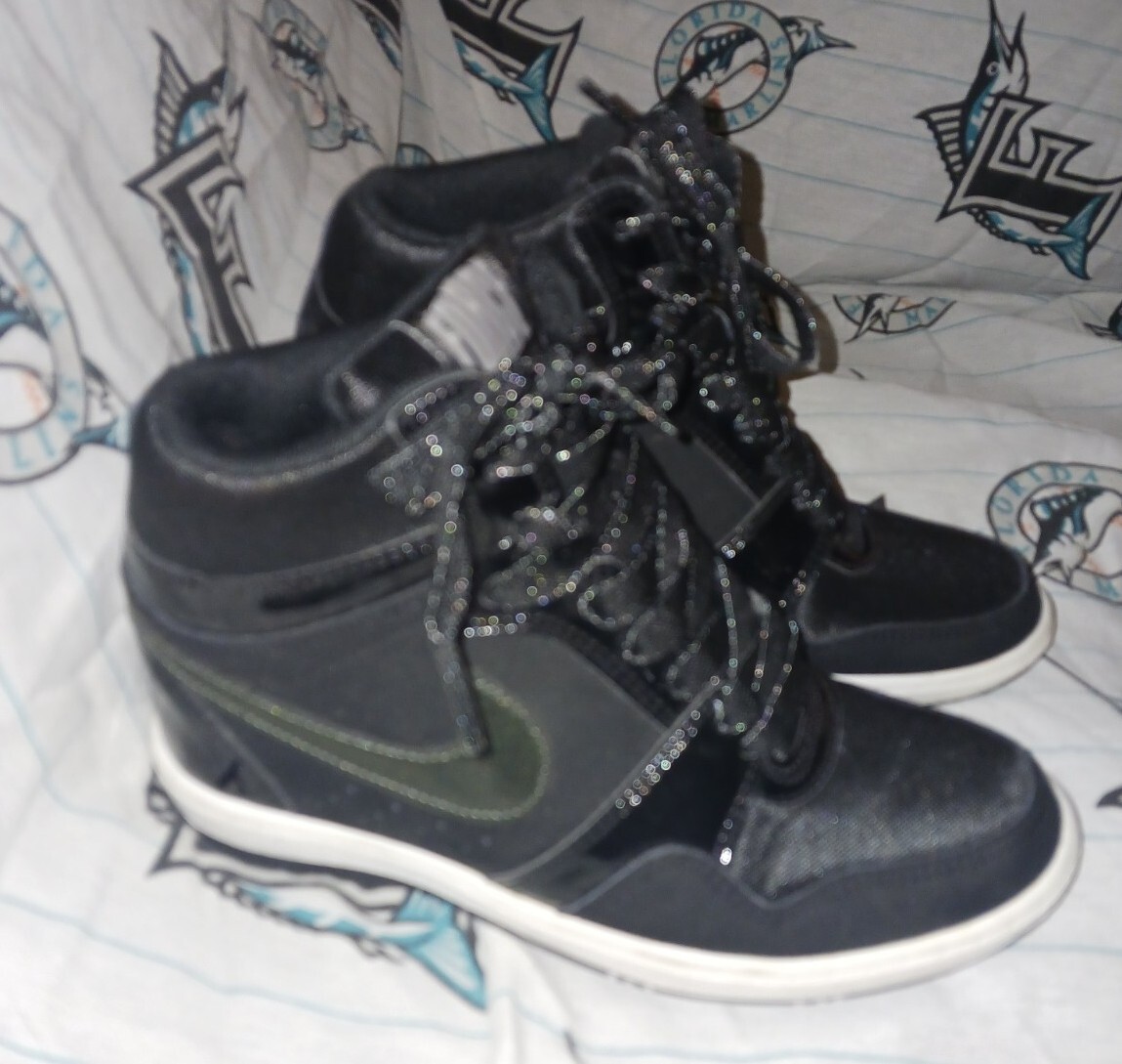 nike women's force sky wedge shoe