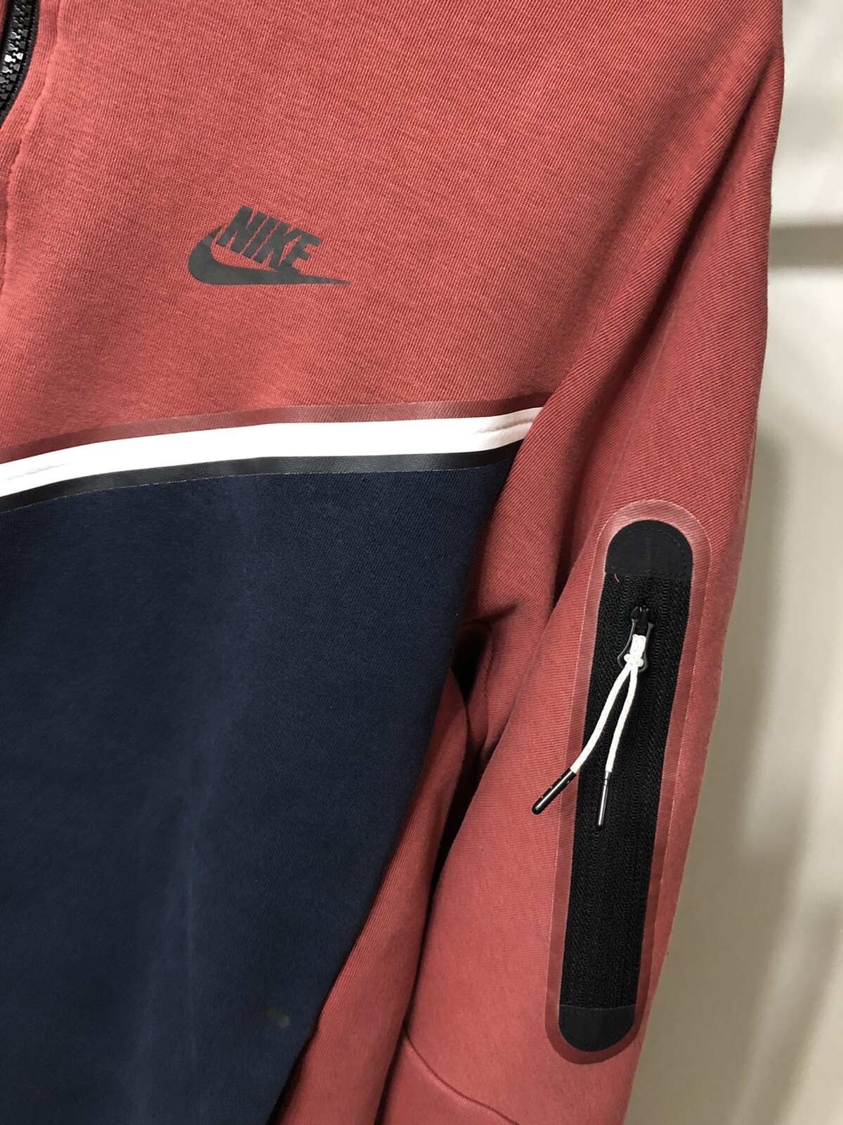 Nike Sportswear Tech Fleece Hoodie Cedar Red/Obsidianâ¦ - Gem