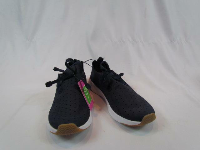 NWOB Sugar Navy Memory Foam Sneaker Breathable Perfered Sz M