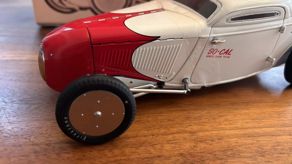 DANBURY MINT/GMP 1953 SO-CAL COUPE **VERY RARE 1:18 SCALE NEW OPEN BOX - Image 3 of 4