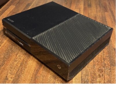 Microsoft Xbox One 500GB Home Console - Black (1540) Cones With Three Games
