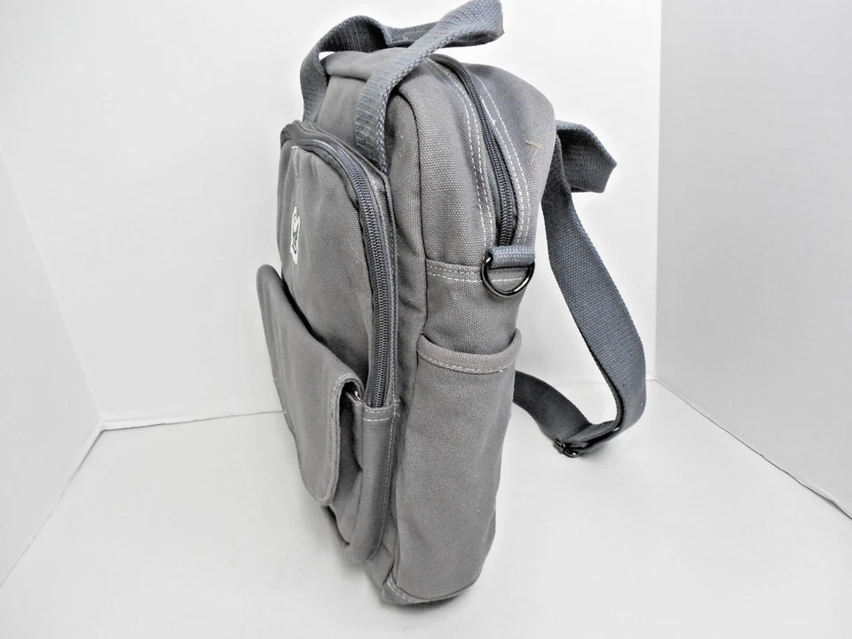 Mochila deportiva de lona / Univ. Parche con logotipo de CA Berkley gris lona 11"x 14" x 4" Foto 3 de 4