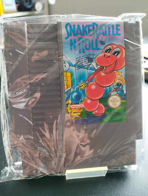 NINTENDO NES 8 Bit Cartridge SNAKE RATTLE 'N' ROLL - NINTENDO
