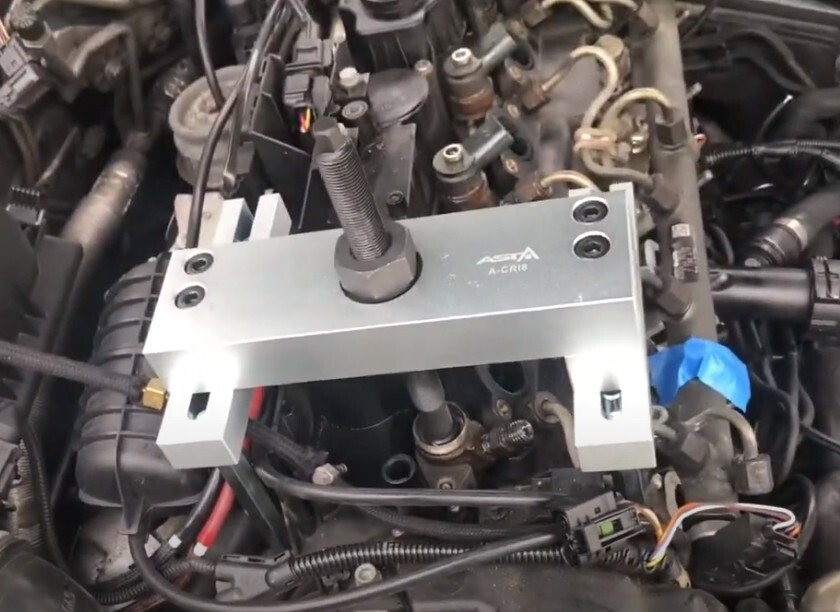 Outil démontage injecteurs BMW moteurs 2.0 et 3.0 Diesel avec vis de force haute résistance