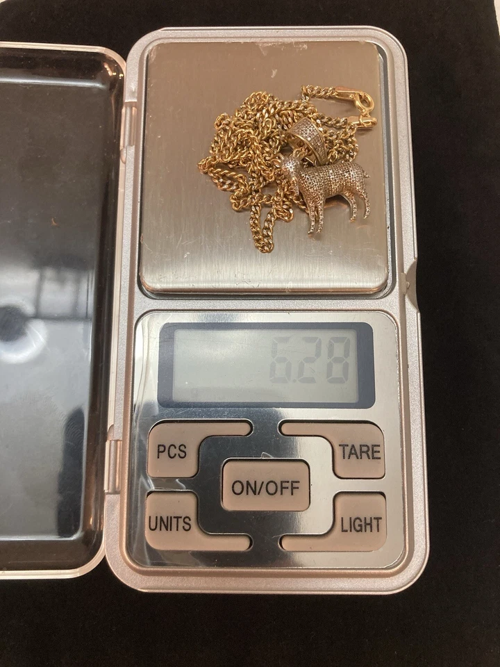 Colgante y collar de diamantes de oro de 10k CABRA Foto 3 de 3