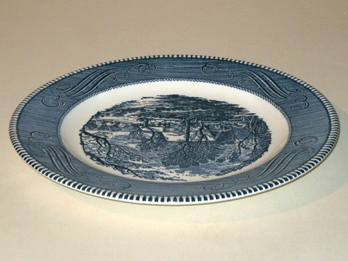 Vintage CURRIER & IVES The Old Grist Mill by ROYAL 10" Blue & White China Plate! - Picture 3 of 4