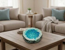 Blue Crystal Ashtray - Elegant and Sophisticated Design for Home Decor
