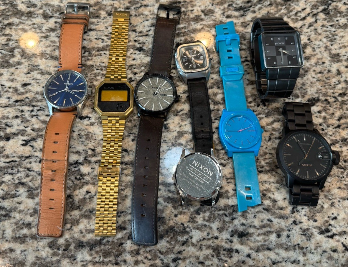 7 Mens Watches Lot PlS Read Wrist  Nixon Of - vintagewatches.pk