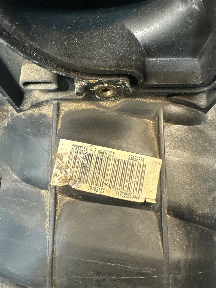 Colector de admisión Mopar Dodge Dakota 4,7 L genuino OEM desnudo 2005-07 53032774AA!!!!! Foto 3 de 4