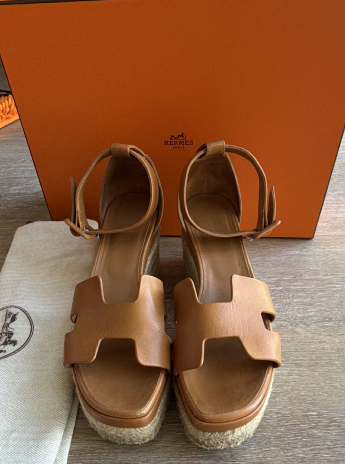 Hermès Brown Leather Wedge Sandals Ankle Strap Logo Buckle Jute Outsole