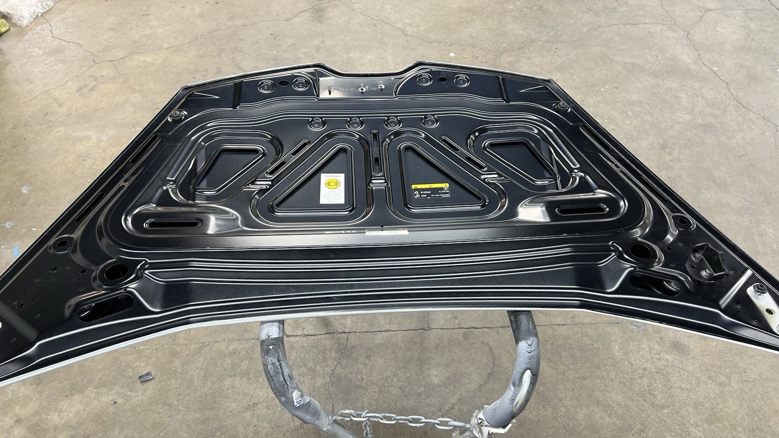 Lamborghini Huracan front hood, Genuine OEM, Part number: 4T0823021C