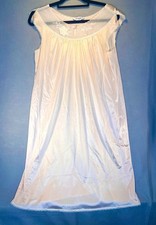 Vintage Vanity Fair Pale Pink Sleeveless Nightgown Slip Small Nylon Embroidered