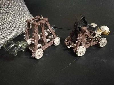 Chap Mei Legends Of Knights/Dragons Catapult and Battering Ram Action Figures